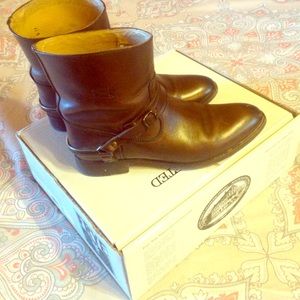 Beautiful Brown Ankle Height Boots 11